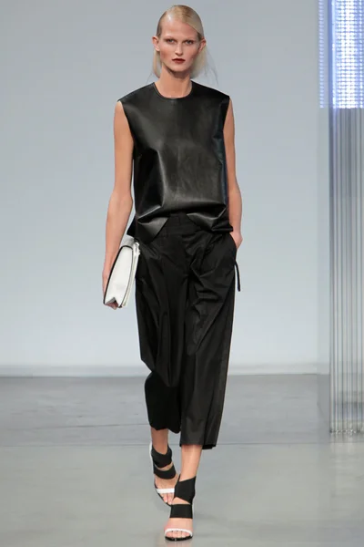 Look 7